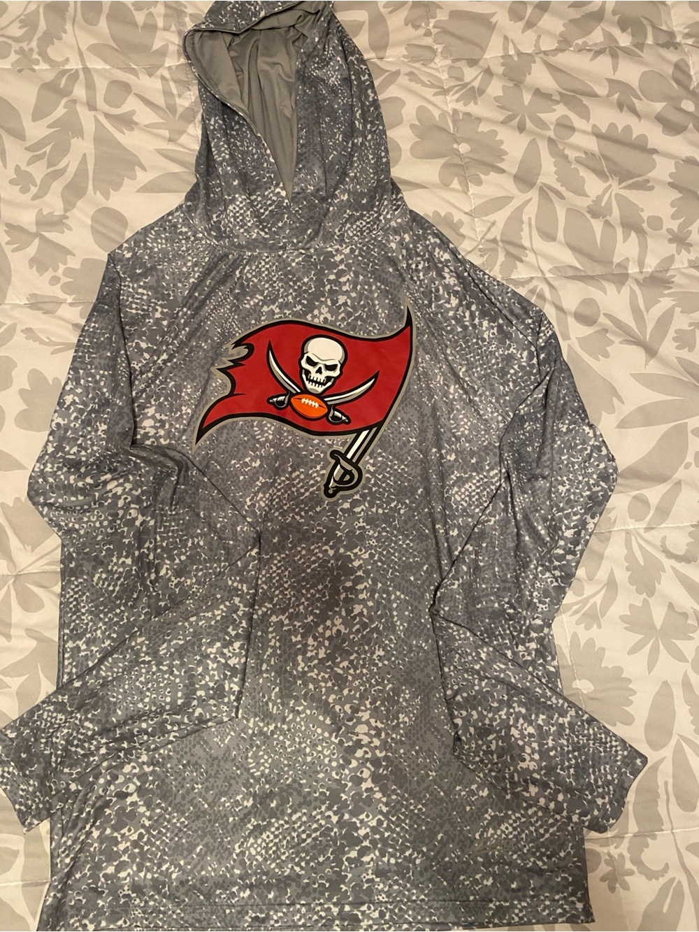 Tampa Bay Buccaneers Zubaz Long Sleeve Dry Fit Long Sleeve Shirt
